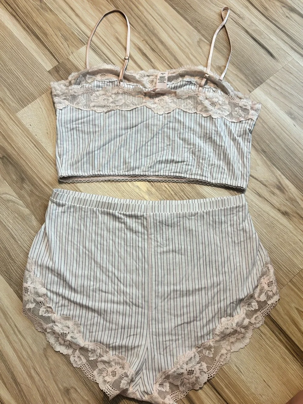 Victoria’s secret Soft Pink Lace-Trim Cami & Shorts Set